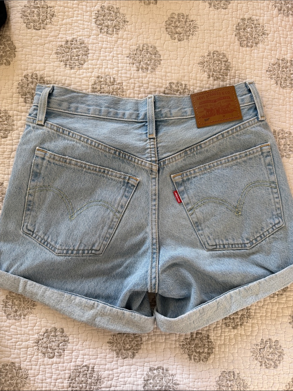 Levi's 501 Light Wash Rolled-Hem Denim Shorts (NWOT)